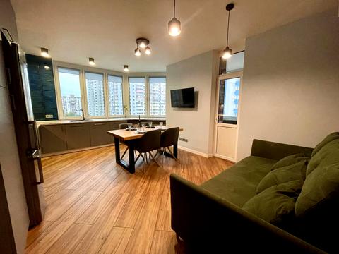 квартира по адресу Олены Пчилки ул., 6-А