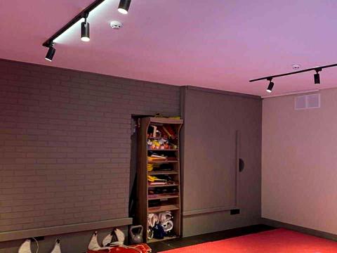 комерційна за адресою Героїв Небесної Сотні просп., 18/4