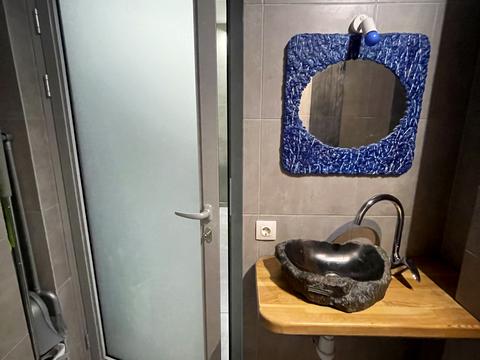 комерційна за адресою Волошкова вул., 43-А