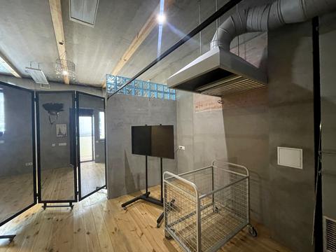 комерційна за адресою Волошкова вул., 43-А