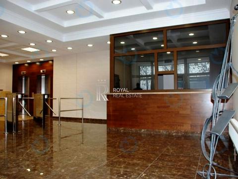 комерційна за адресою Ярославська вул., 5б