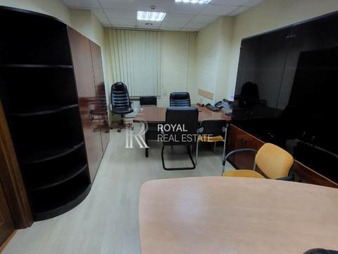 комерційна за адресою Микільсько-Слобідська вул., 2-Б