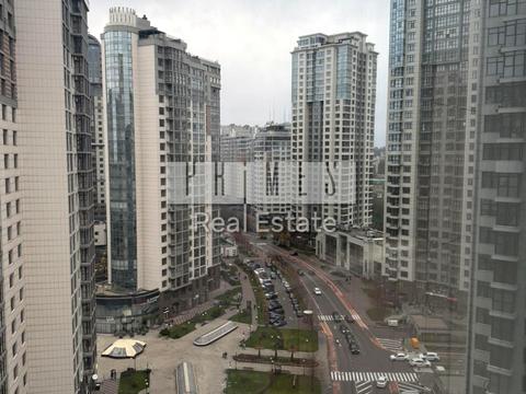 квартира за адресою Андрія Верхогляда вул. (Михайла Драгомирова), 15