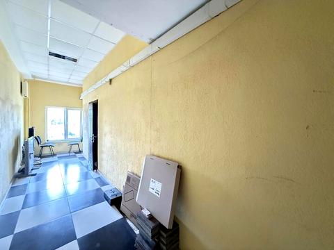 комерційна за адресою Вахтанга Кікабідзе вул. (Булгакова), 12