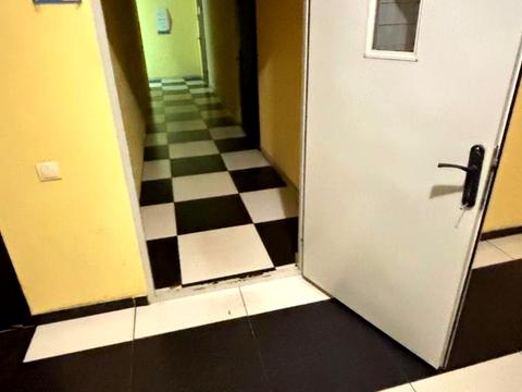 комерційна за адресою Вахтанга Кікабідзе вул. (Булгакова), 12