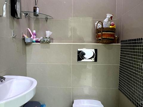 комерційна за адресою Василя Тютюнника вул. (Анрі Барбюса), 5-В