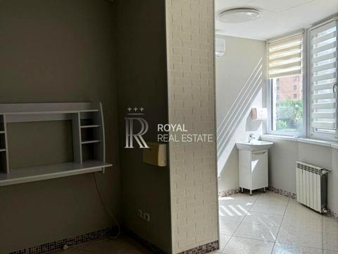 коммерческая по адресу Владимира Ивасюка просп. (Героїв Сталінграду), 2