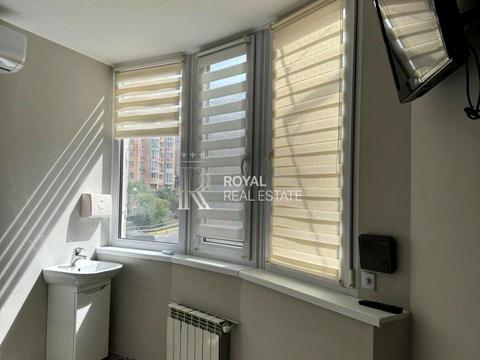 коммерческая по адресу Владимира Ивасюка просп. (Героїв Сталінграду), 2