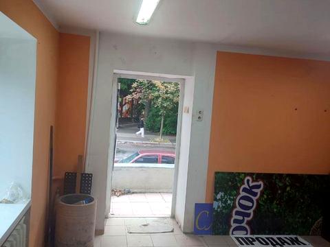 комерційна за адресою Генерала Генадія Воробйова вул. (Курська), 4-А