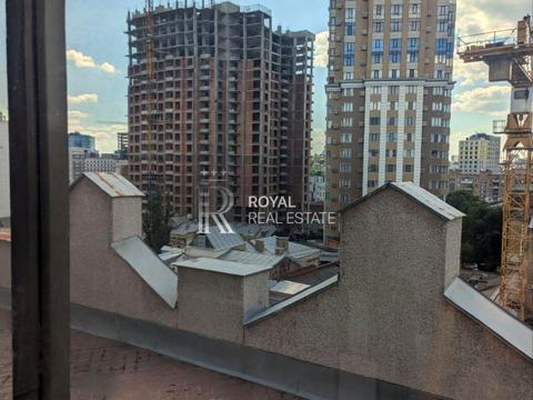 коммерческая по адресу Антоновича ул. (Горького), 29