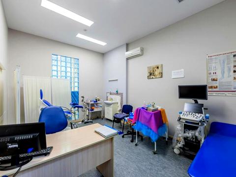 комерційна за адресою Сирецька вул., 32