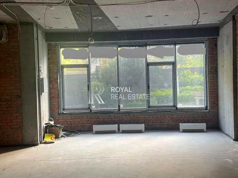 комерційна за адресою Буслівська вул., 12