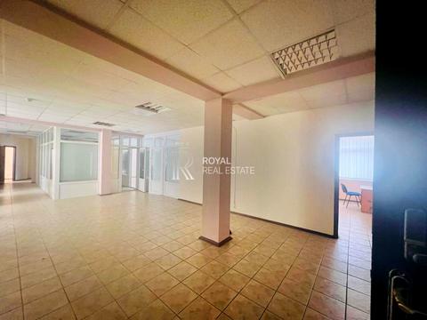 комерційна за адресою Новокостянтинівська вул., 13/10