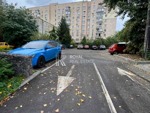 комерційна за адресою Менделєєва вул., 53