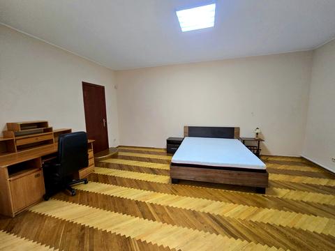 дом по адресу Панаса Мирного ул.