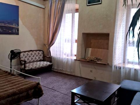 квартира за адресою Утьосова вул., 8