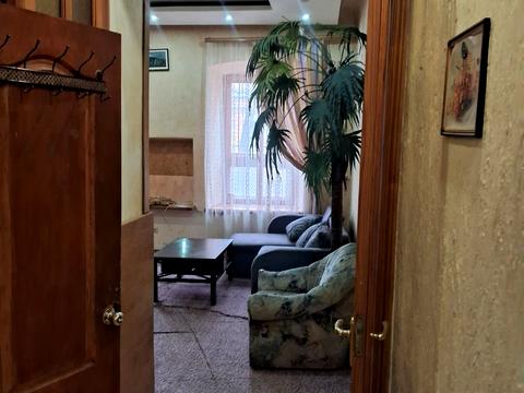 квартира за адресою Утьосова вул., 8