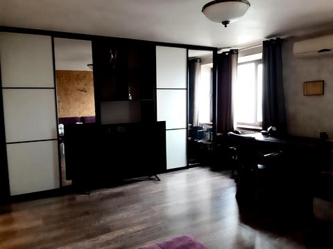 квартира за адресою Дмитра Чижевського вул. (Петра Чаадаєва), 2-Б