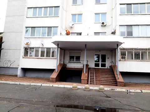 квартира за адресою Дмитра Чижевського вул. (Петра Чаадаєва), 2-Б