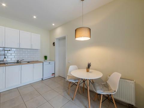 квартира за адресою Михайла Максимовича вул. (Онуфрія Трутенка), 28-Б