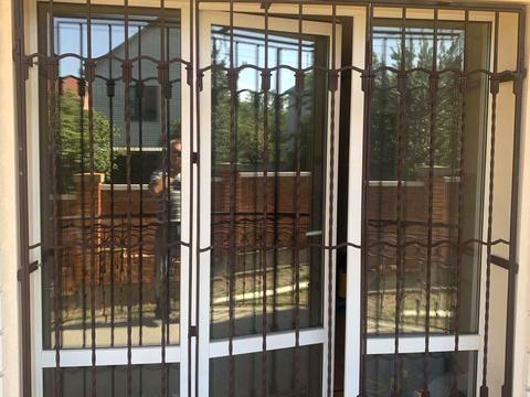 будинок за адресою Молодіжна