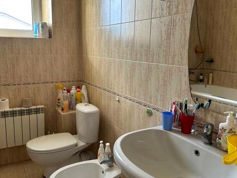 будинок за адресою Молодіжна