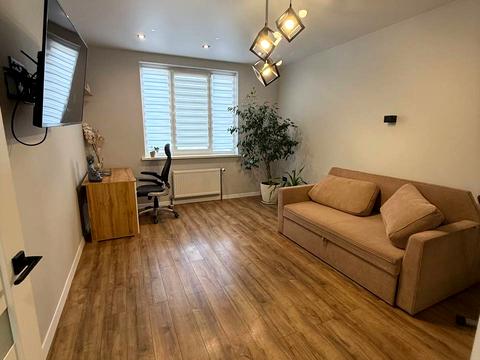 квартира за адресою Костанді вул., 203/1