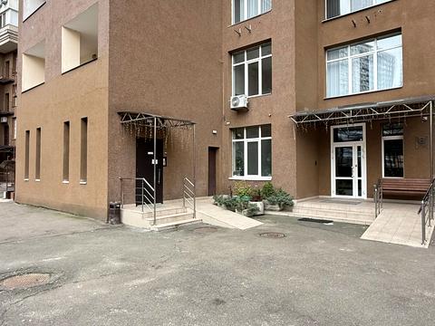 квартира за адресою Київ, Ованеса Туманяна вул., 15-А