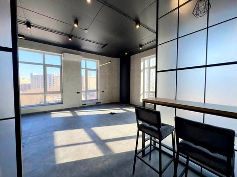 комерційна за адресою Ламана вул., 18