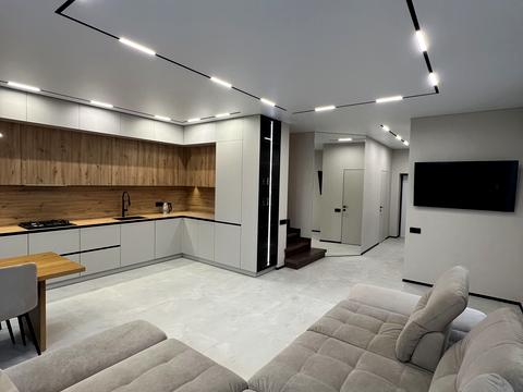 будинок за адресою Райдужна вул., 24