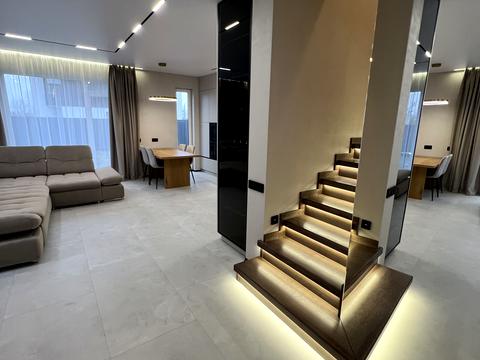 будинок за адресою Райдужна вул., 24