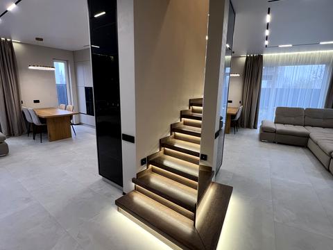 будинок за адресою Райдужна вул., 24