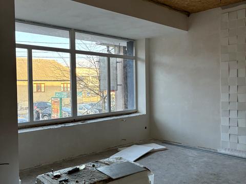 комерційна за адресою Незалежності вул., 50