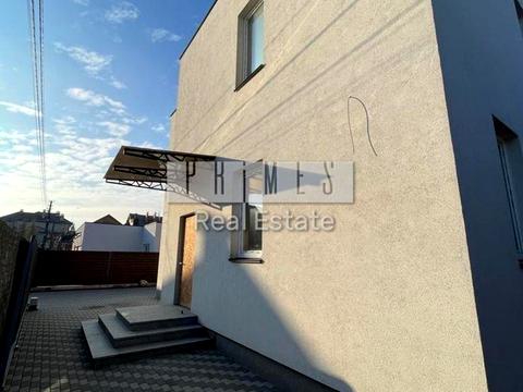 будинок за адресою Садова