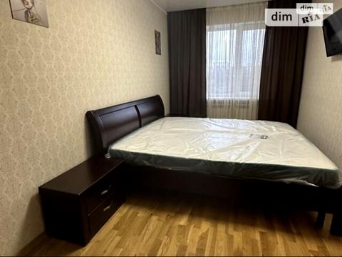 квартира за адресою Євгена Чикаленка вул., 68а