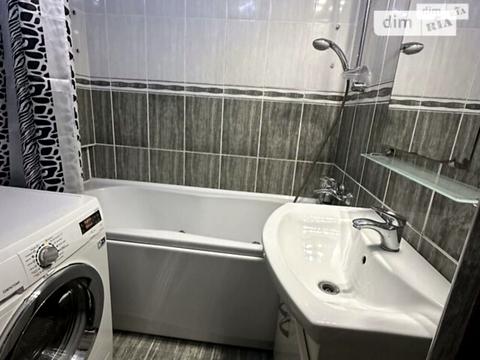 квартира за адресою Євгена Чикаленка вул., 68а