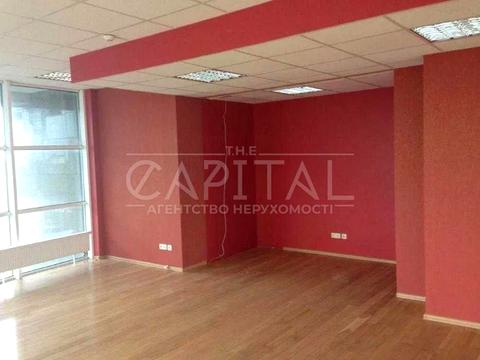 комерційна за адресою Звіринецька вул., 59