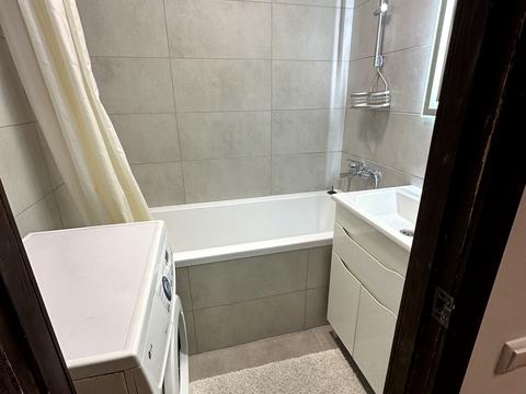 квартира за адресою Червоної Калини просп. (Володимира Маяковського), 26-Б