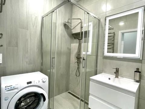 квартира за адресою Рональда Рейгана вул., 40