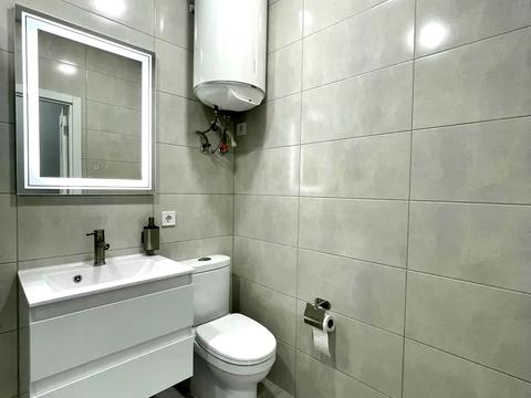 квартира за адресою Рональда Рейгана вул., 40