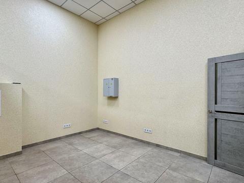 комерційна за адресою Валерія Лобановського просп., 144