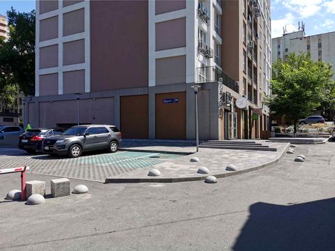 комерційна за адресою Валерія Лобановського просп., 144