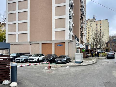 комерційна за адресою Валерія Лобановського просп., 144