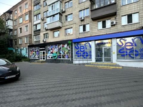 комерційна за адресою Повітряних Сил просп. (Повітрофлотський), 36