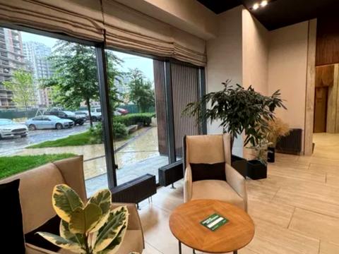 комерційна за адресою Академіка Заболотного вул., 3