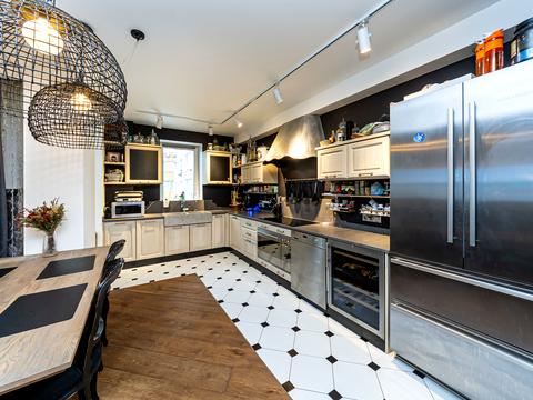 квартира за адресою Павла Тичини просп., 16/2