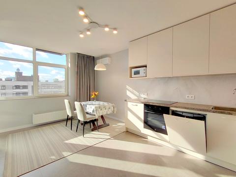 квартира по адресу Олександра Олеся ул., 1