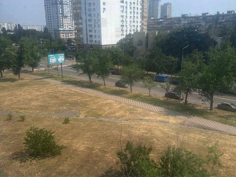 квартира за адресою Павла Тичини просп., 5