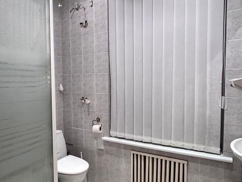 комерційна за адресою Лютеранська вул., 27-29