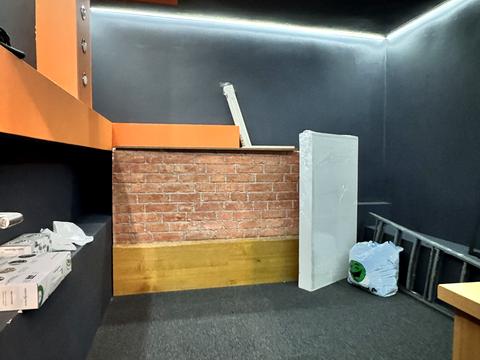 коммерческая по адресу Ивана Мазепы ул. (Январского Восстания), 3